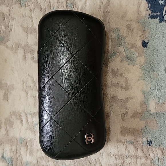 Chanel Camellia Flower Sunglasses - Picture 11 of 16